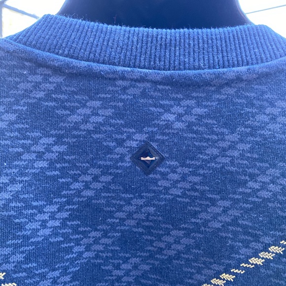 NIKE LEBRON JAMES WITNESS CREST V-NECK SWEATER - Picture 5 of 6